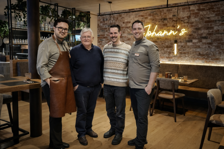 Erster Schluck – Der Weinfrühling beginnt